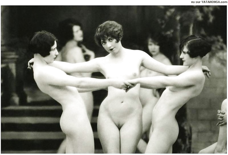 1920s Babes, Flappers, and curves #35186756