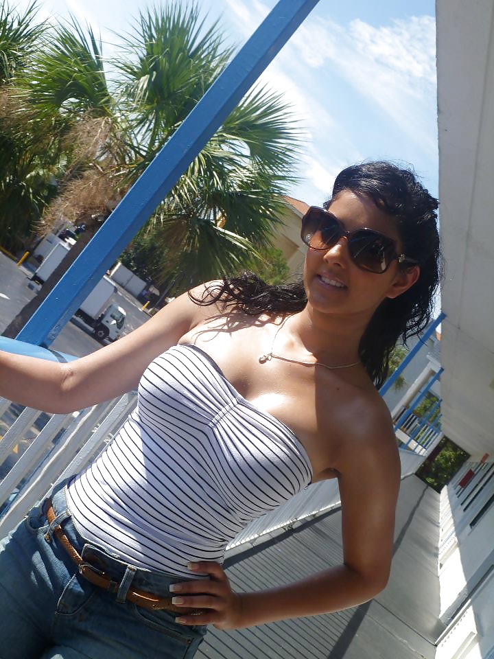 aturdidoras indias
 #28523615