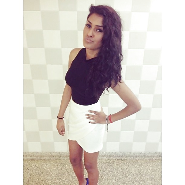 aturdidoras indias
 #28523678