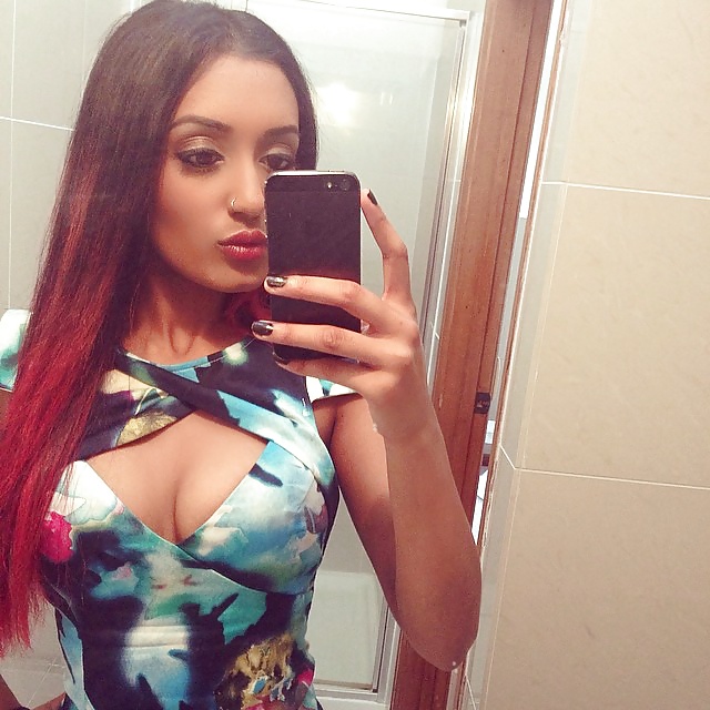 aturdidoras indias
 #28523808