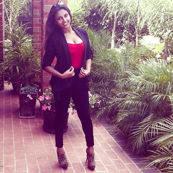 aturdidoras indias
 #28523831