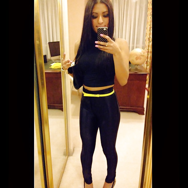 aturdidoras indias
 #28523943