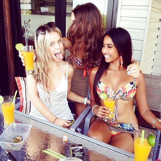 aturdidoras indias
 #28524028