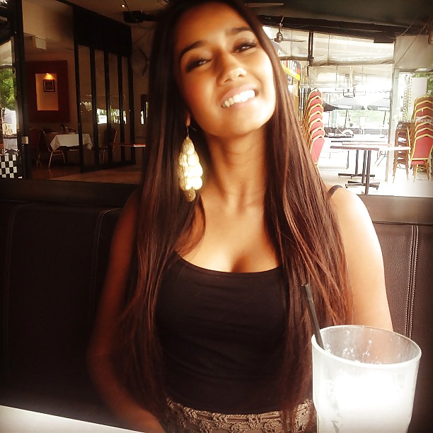 aturdidoras indias
 #28524033