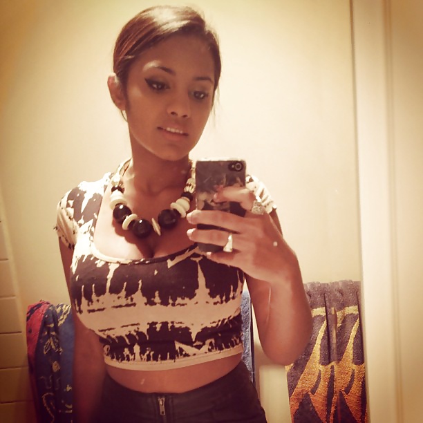 aturdidoras indias
 #28524070