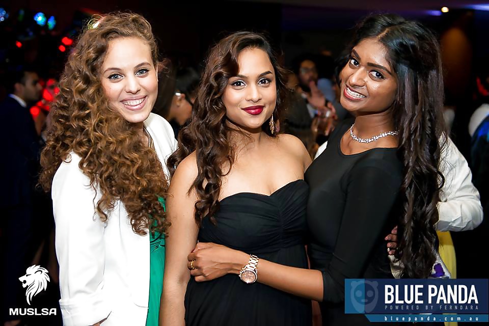 aturdidoras indias
 #28524176