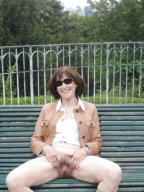 熟女のコキーヌ
 #23833208