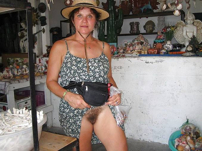 熟女のコキーヌ
 #23833251