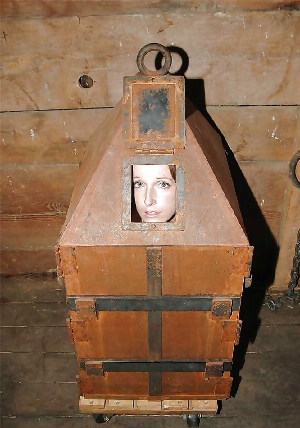 Salve girls 01
 #23091820