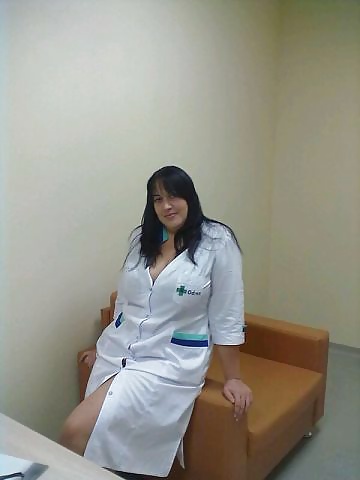 胸の張ったロシア人女性 2032
 #39751680