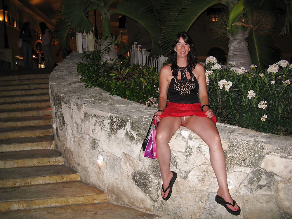 Sie Mag Zeigen - Sie Mag Zu Zeigen, #26693326