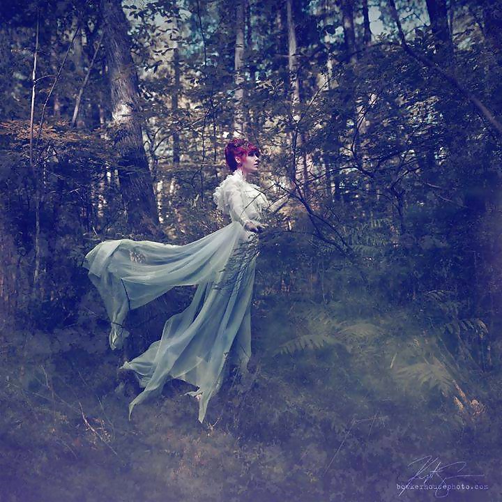 Dando las gracias
 #38701923