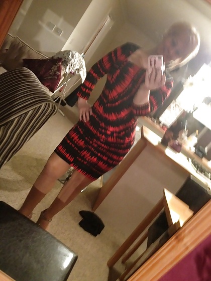 Reifen Zeigt Ihren Heißen Körper Selbst Erschossen #37435666