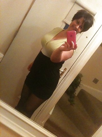 Reifen Zeigt Ihren Heißen Körper Selbst Erschossen #37435725