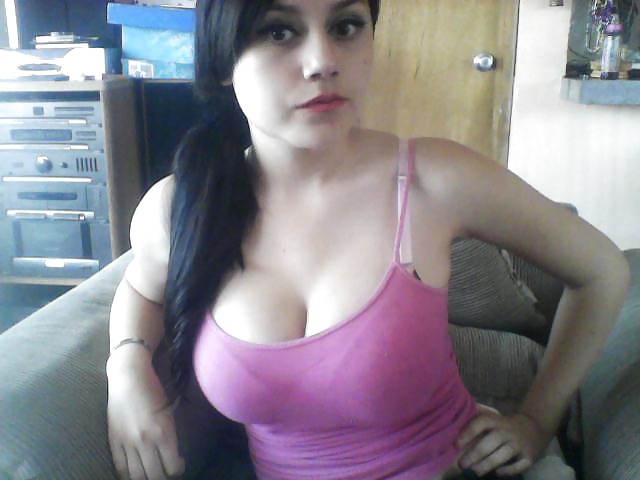 Corrida en mi boca, corrida en mi cara, corrida en mi lengua
 #32976346