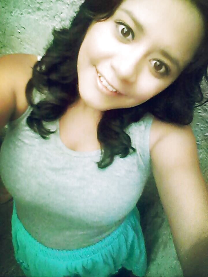 Corrida en mi boca, corrida en mi cara, corrida en mi lengua
 #32976412