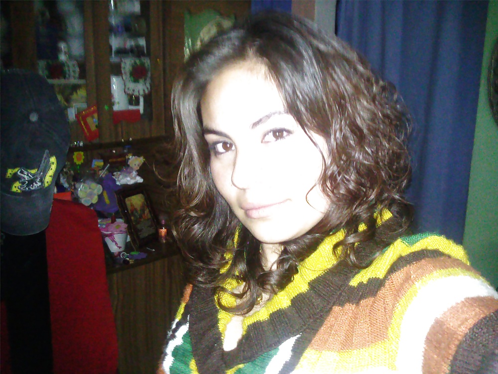 Corrida en mi boca, corrida en mi cara, corrida en mi lengua
 #32976426