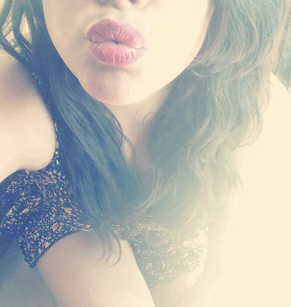 Corrida en mi boca, corrida en mi cara, corrida en mi lengua
 #32976452