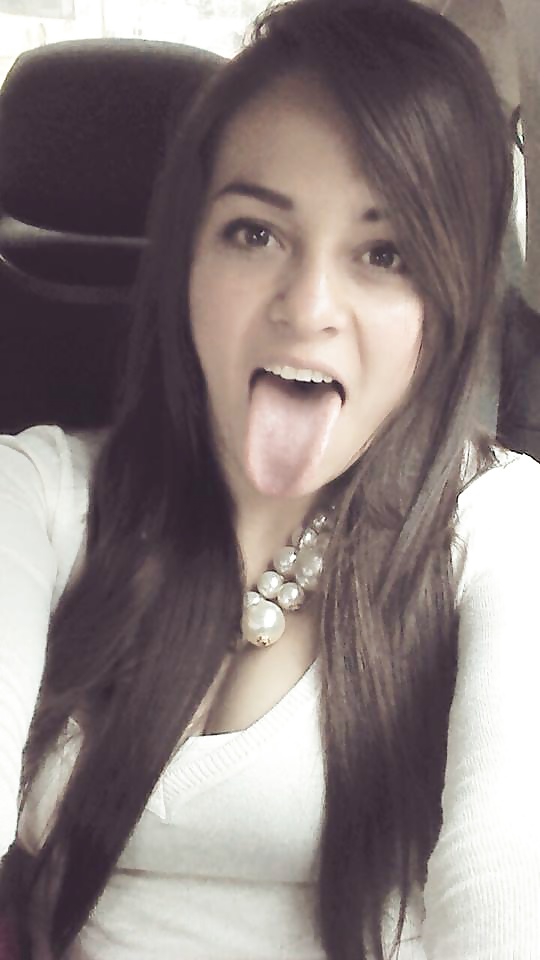 Corrida en mi boca, corrida en mi cara, corrida en mi lengua
 #32976497