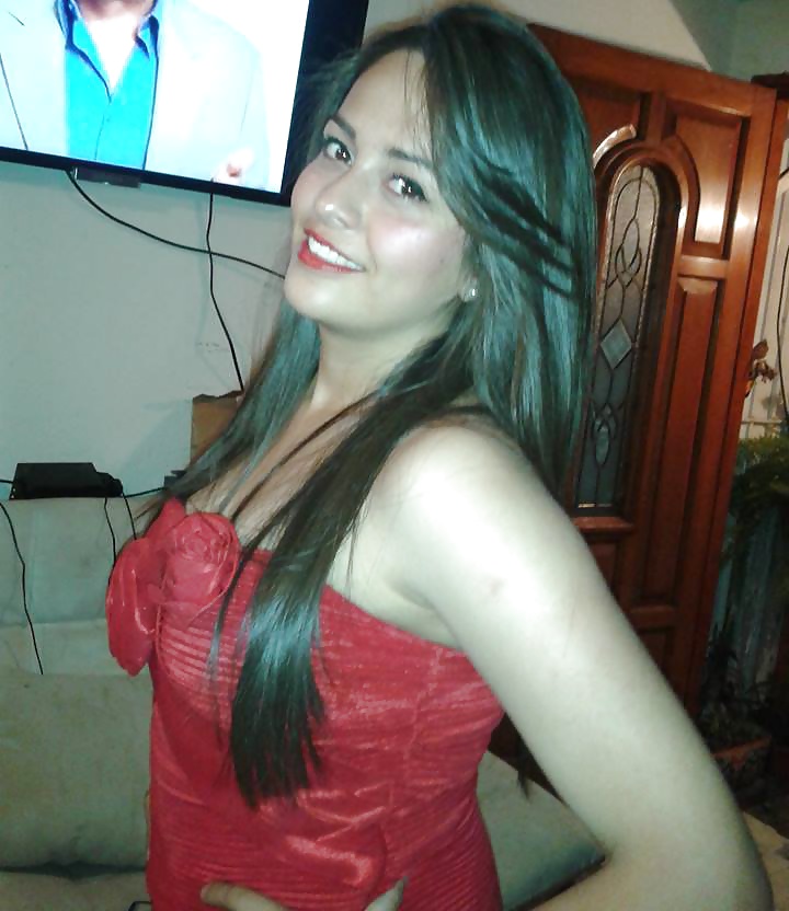 Corrida en mi boca, corrida en mi cara, corrida en mi lengua
 #32976524