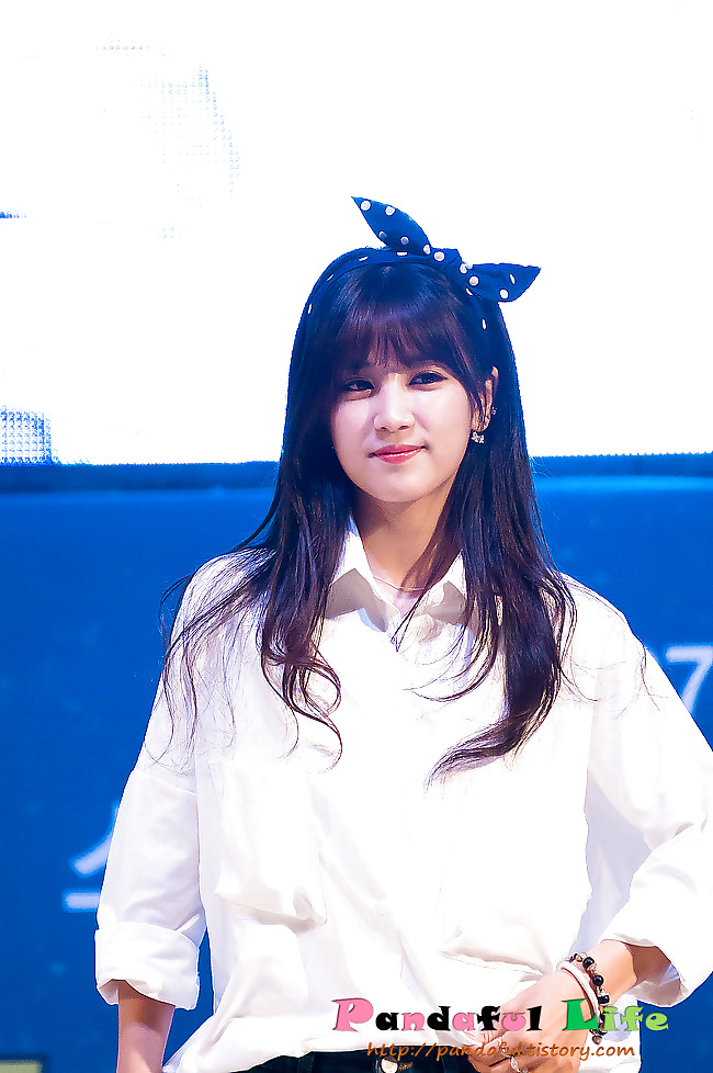 Chorong (a-rosa)
 #29752084