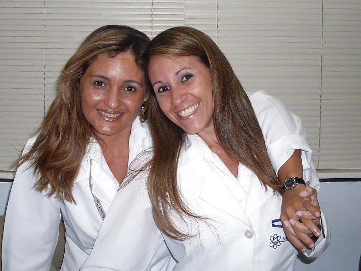 Tres belle dame avec un super cul ...
 #39727056