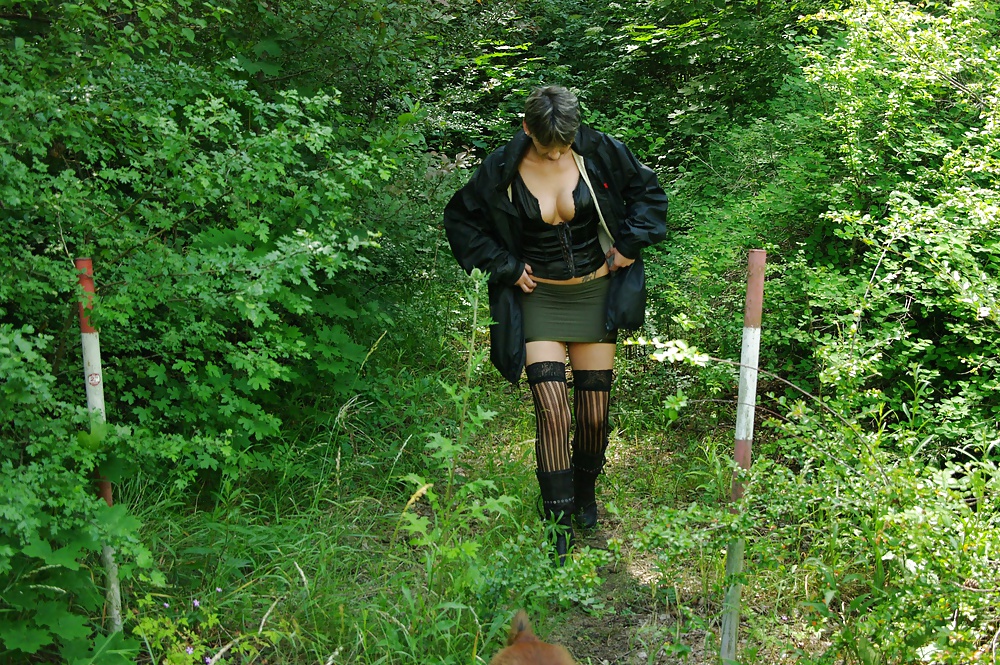 Wet and horny german milf outdoor shooting outtakes #28993723