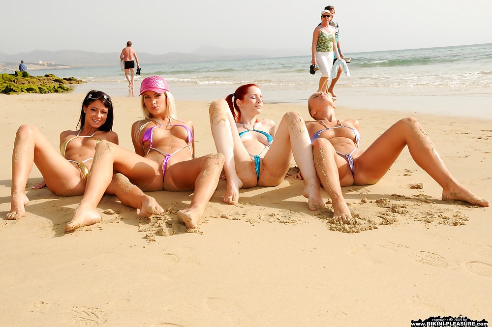 BEACH voyeur bikini panties mature teen candid tits #25459733