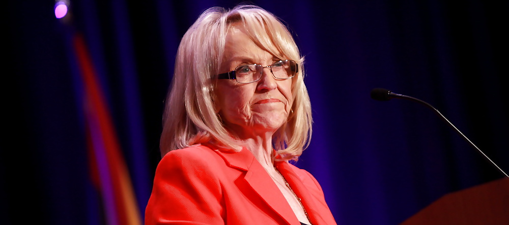 Amor masturbándose con la conservadora jan brewer
 #31983587