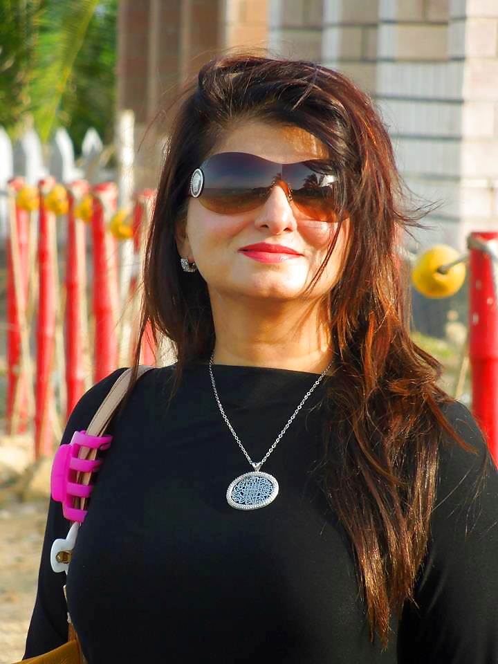 Mein Favorit Paki Milf 3 #33811412