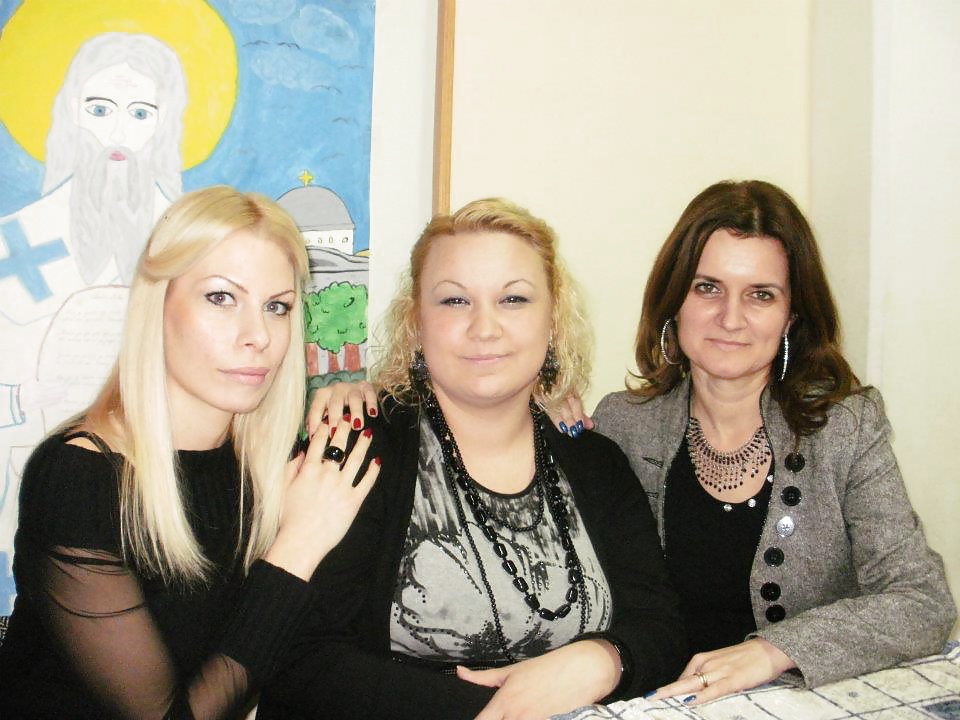 Serbisch Milfs Dragana Und Dunja #23952703