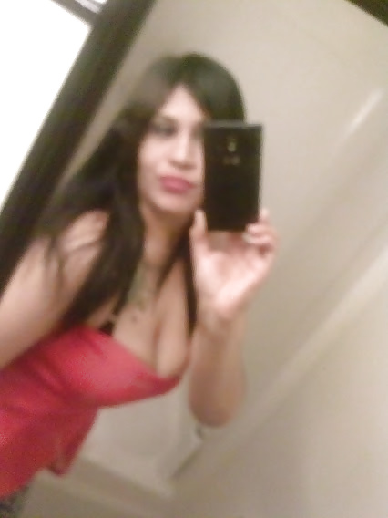 Latina milf cleavage
 #35023373
