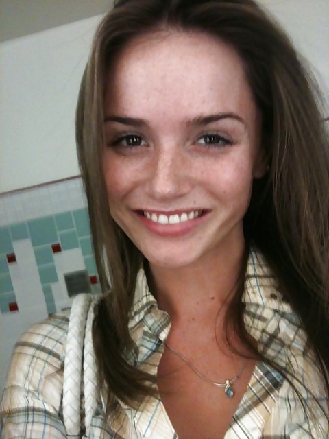 Haupt; Ich Wurde Datum Im Wirklichen Leben #34346605