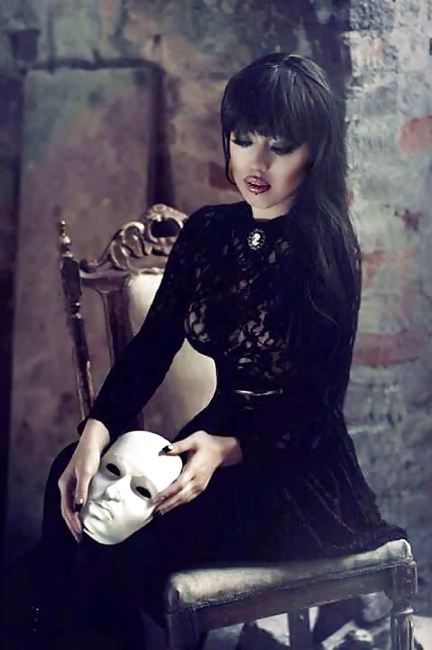 Zuhal sengul
 #39005956