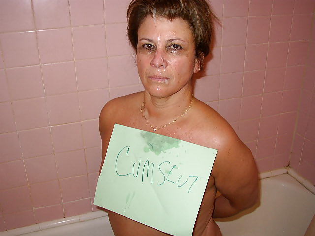 Putas en custodia
 #22935209