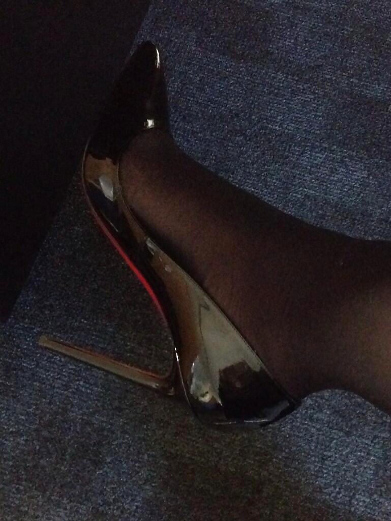 Ballbusting Heels 4 #25522805