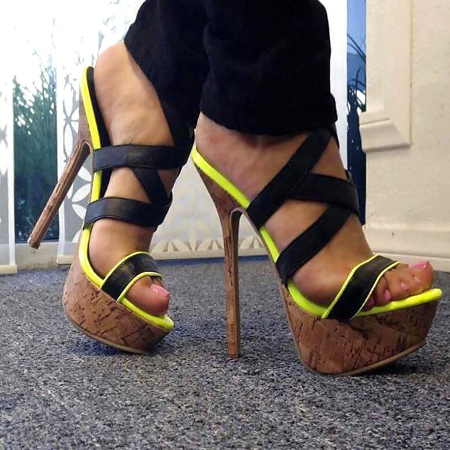 Ballbusting Heels 4 #25522875