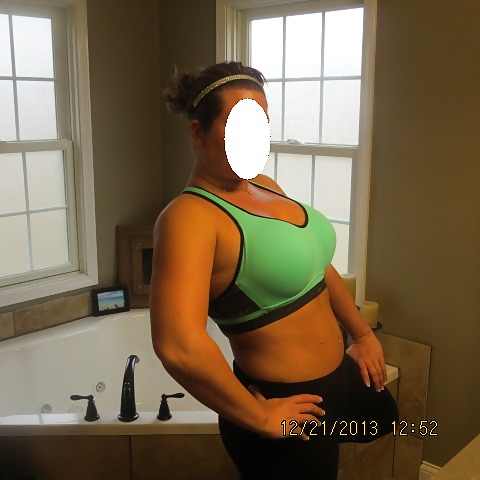 Wife before going to the gym #23140189
