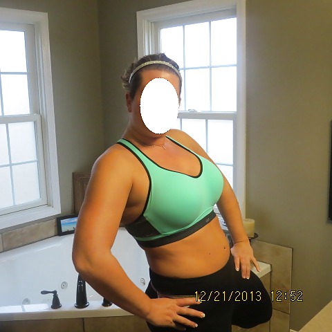 Wife before going to the gym #23140202