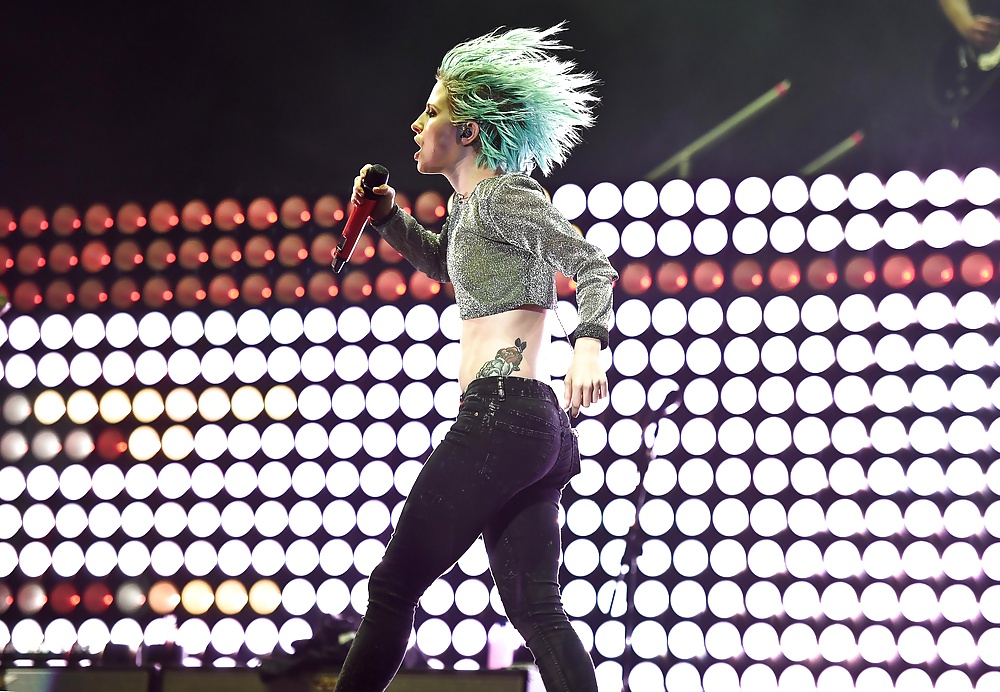 Hayley Williams Ass 3 !!! #32478699