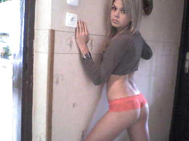 Selfshot 1 #34417340