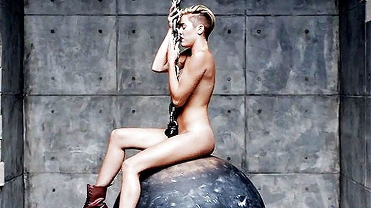 Miley cyrus
 #25494796