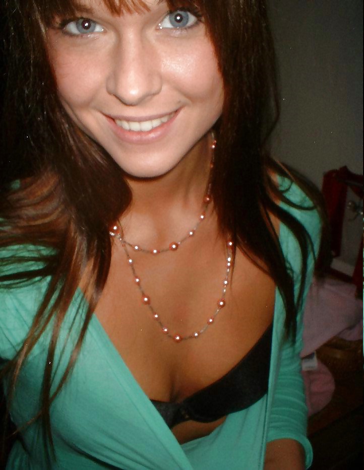 Fundebs # DigitalHotties #29454000