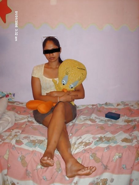 Srilankische Sexy Beine (gal) #37792875