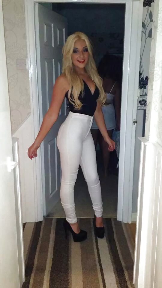 セクシーな服装 2
 #31306412