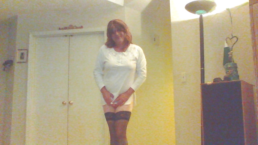 Louise In Weiß #36879208