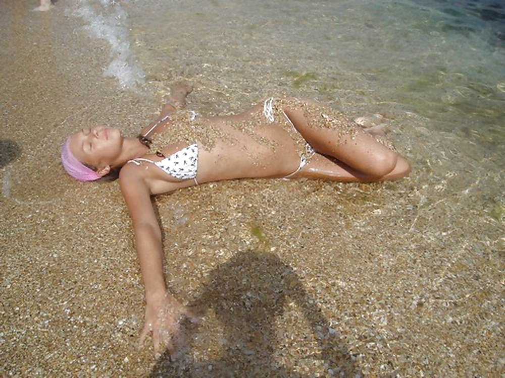 Stolen Pics - Blone Pussy on the Beach #36053761