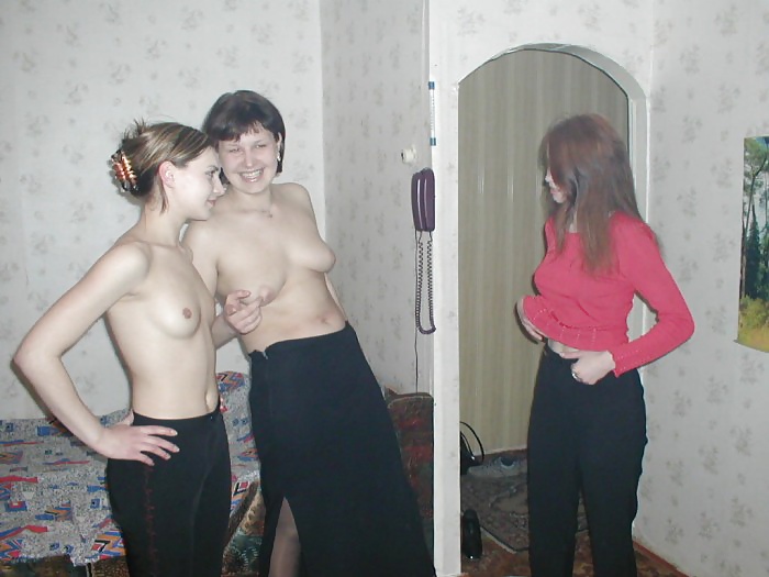 Mutter Mit Töchtern #34588585