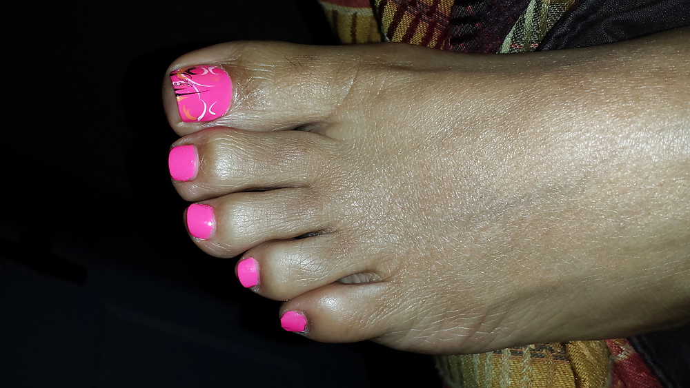 Feet & toes & soles #26245865