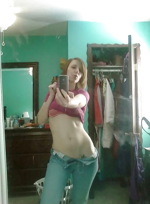 Morena tonta
 #30966933